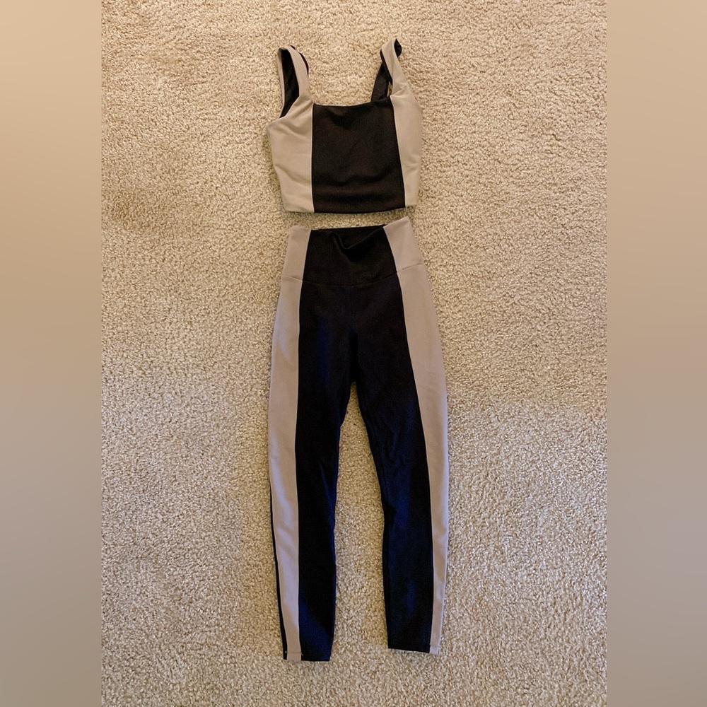 Abercrombie YPB athletic set
